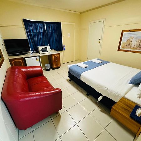 Ardeanal Motel West Wyalong Eksteriør billede