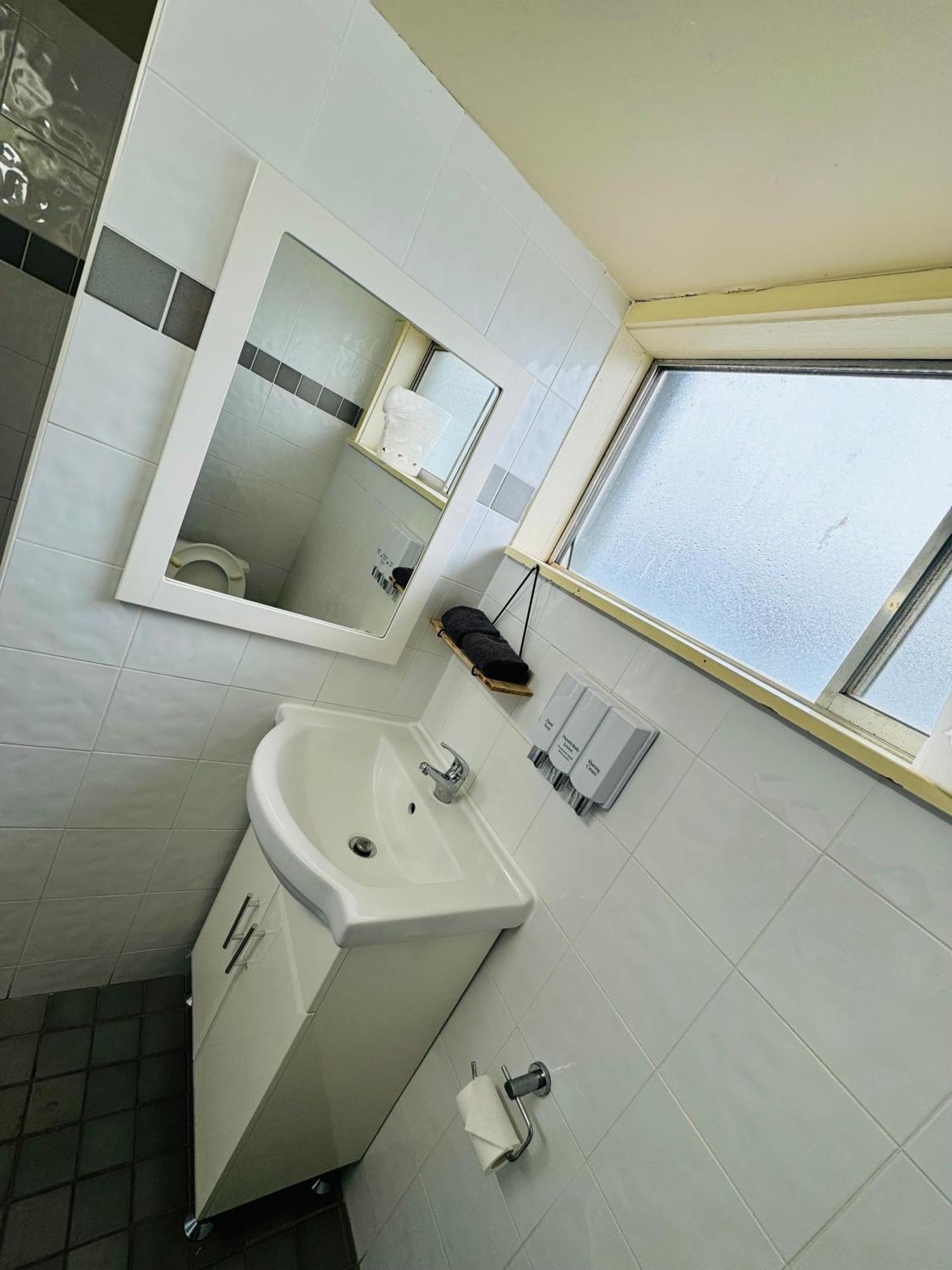 Ardeanal Motel West Wyalong Eksteriør billede